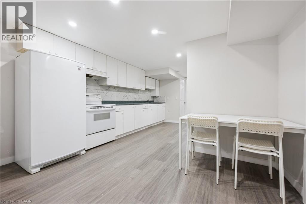 134 WESTMOUNT Road E - 26
