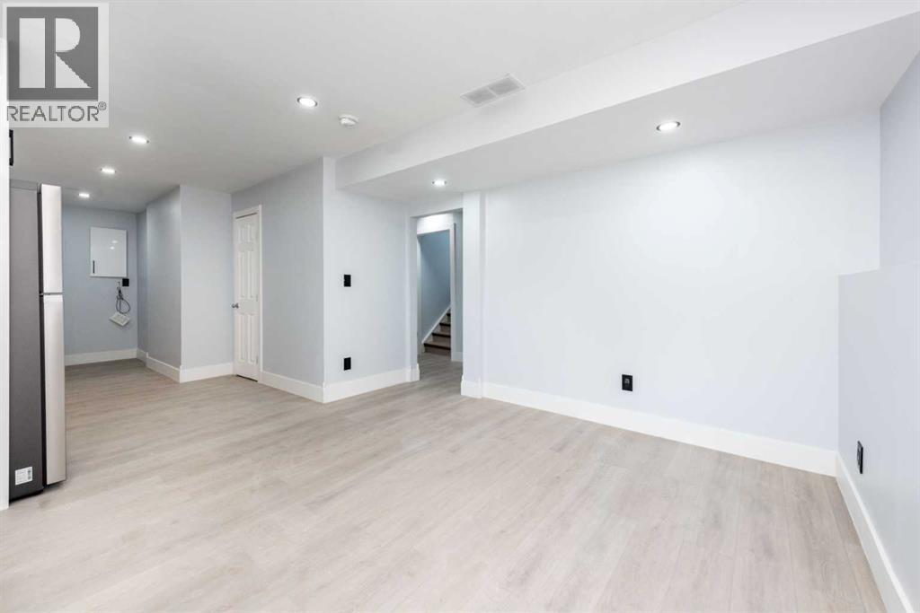 141 Falshire Close NE - 26