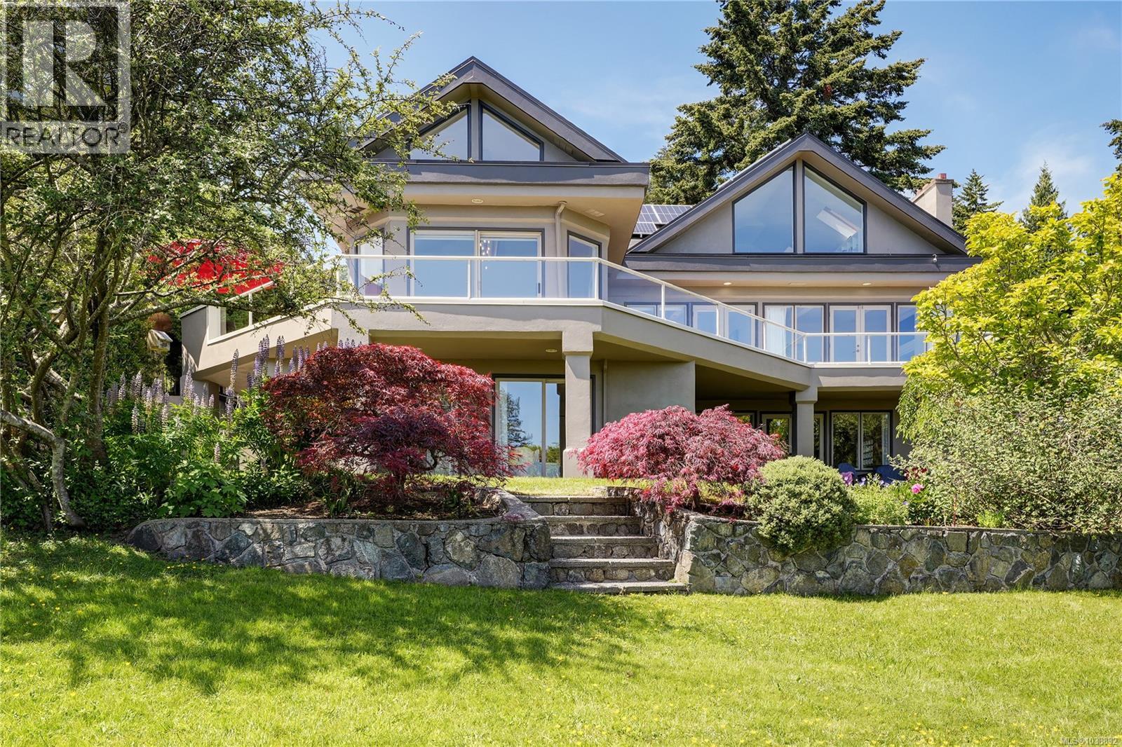 4961 Lochside Dr - 55