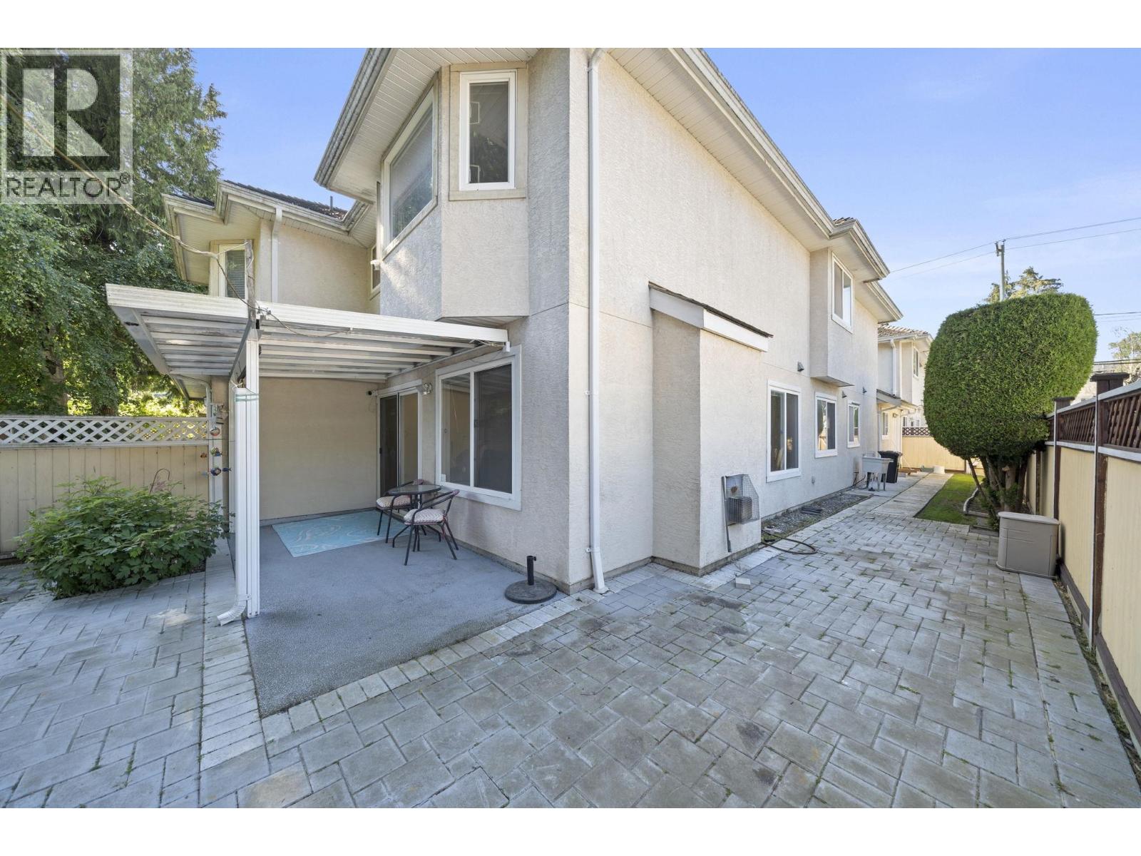 2 8500 COOK ROAD, Richmond