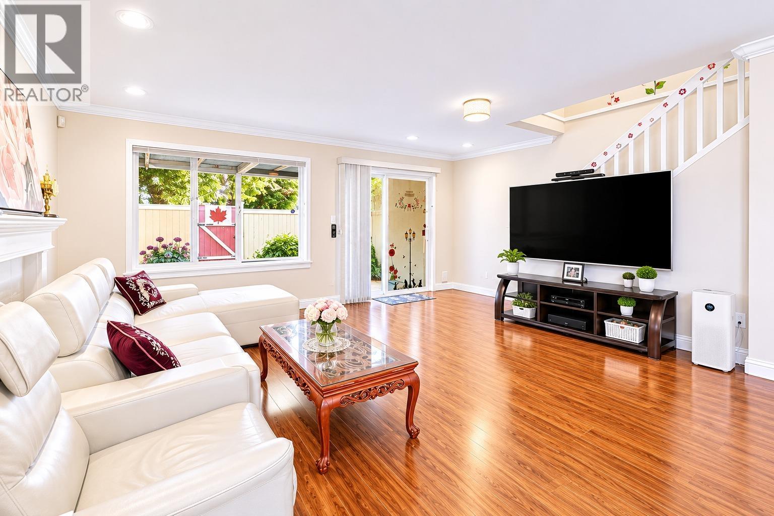 2 8500 COOK ROAD, Richmond