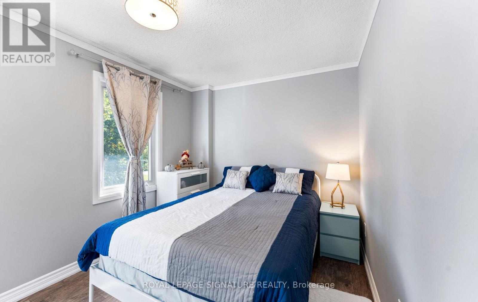 12 HEWITT CRESCENT - 15