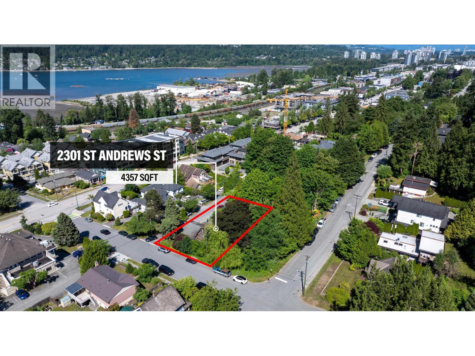 2301 ST ANDREWS STREET, Port Moody