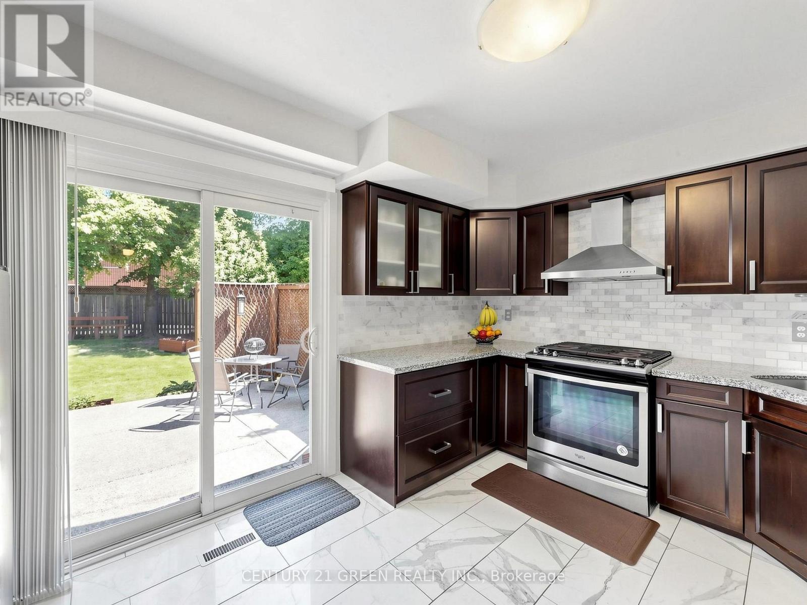 2409 PAULA COURT - 12