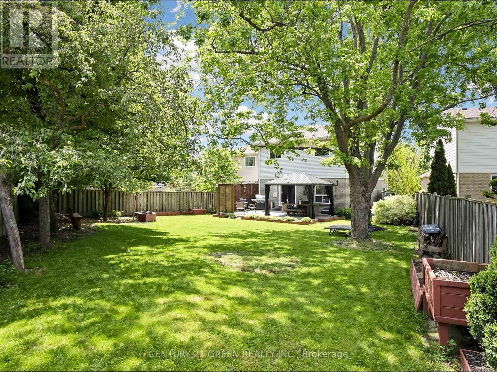 2409 PAULA COURT - 39