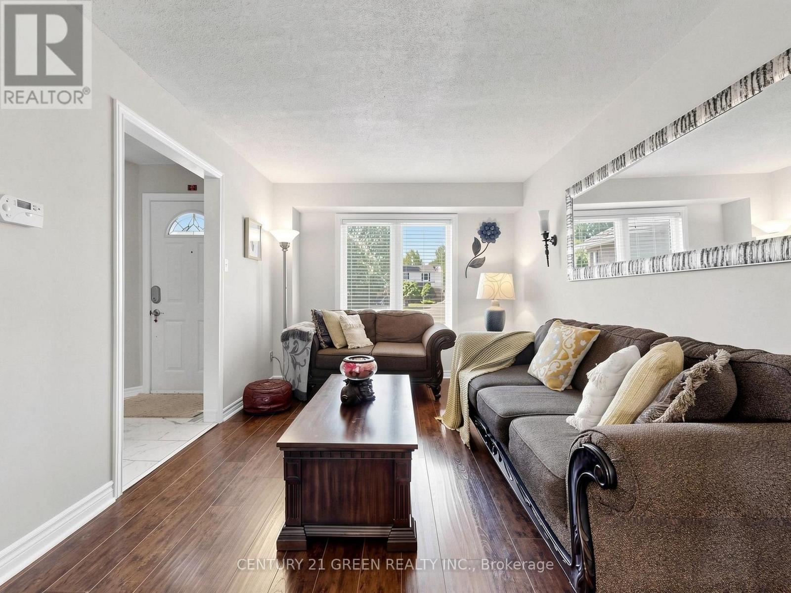 2409 PAULA COURT - 5