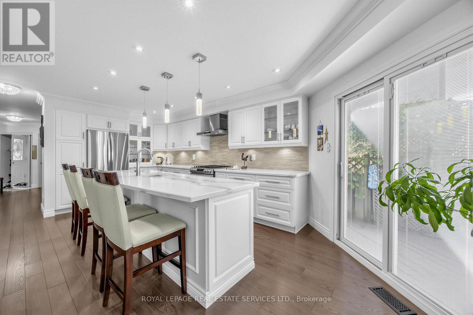4024 RUSHTON CRESCENT - 14