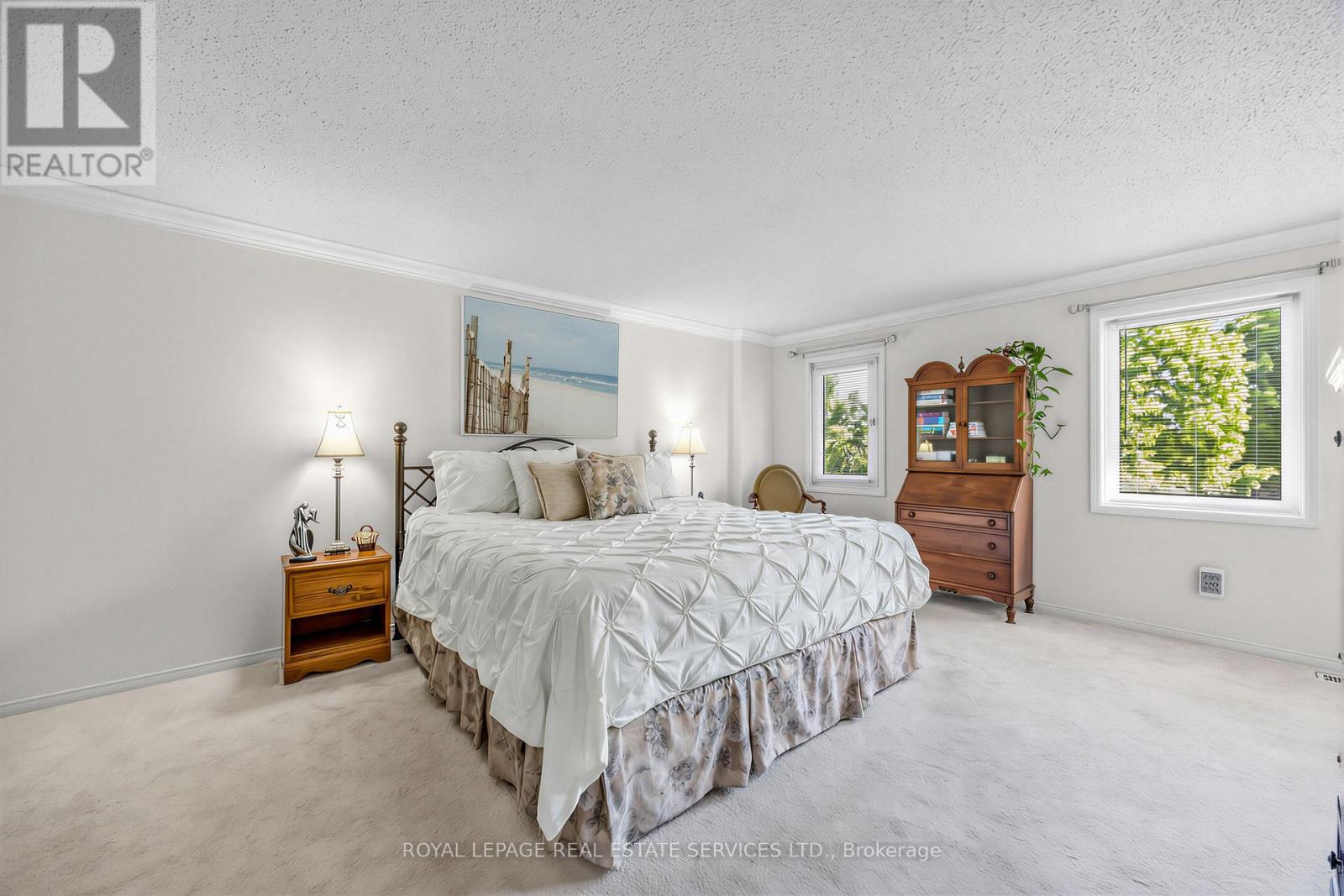 4024 RUSHTON CRESCENT - 22
