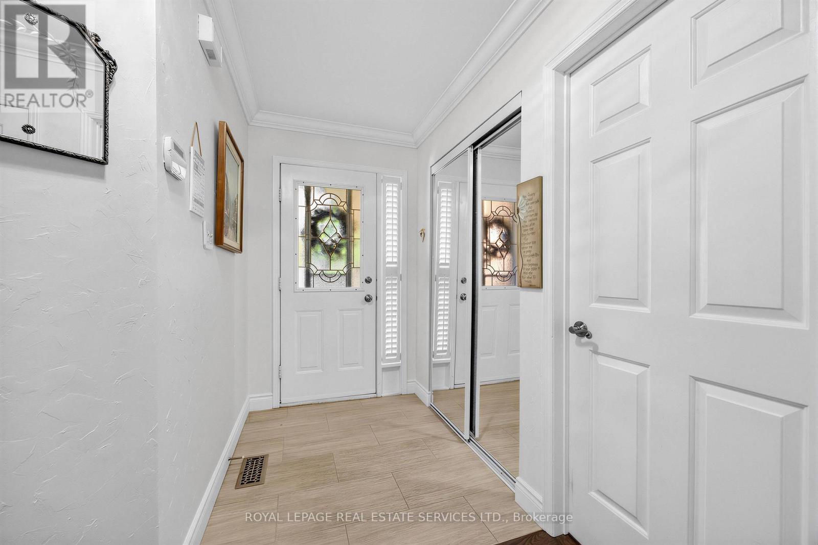 4024 RUSHTON CRESCENT - 7