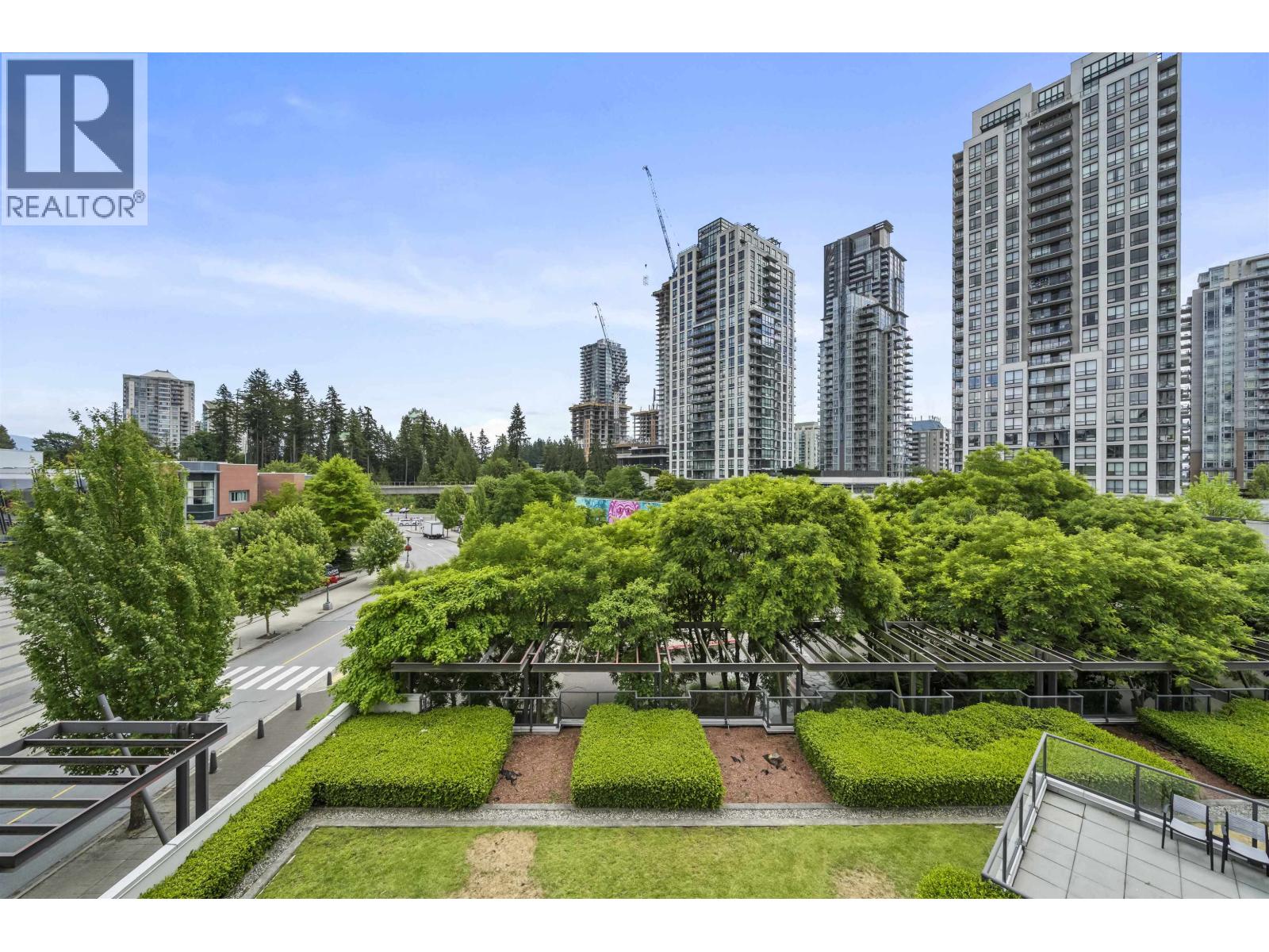 608 2982 BURLINGTON DRIVE — photo 3