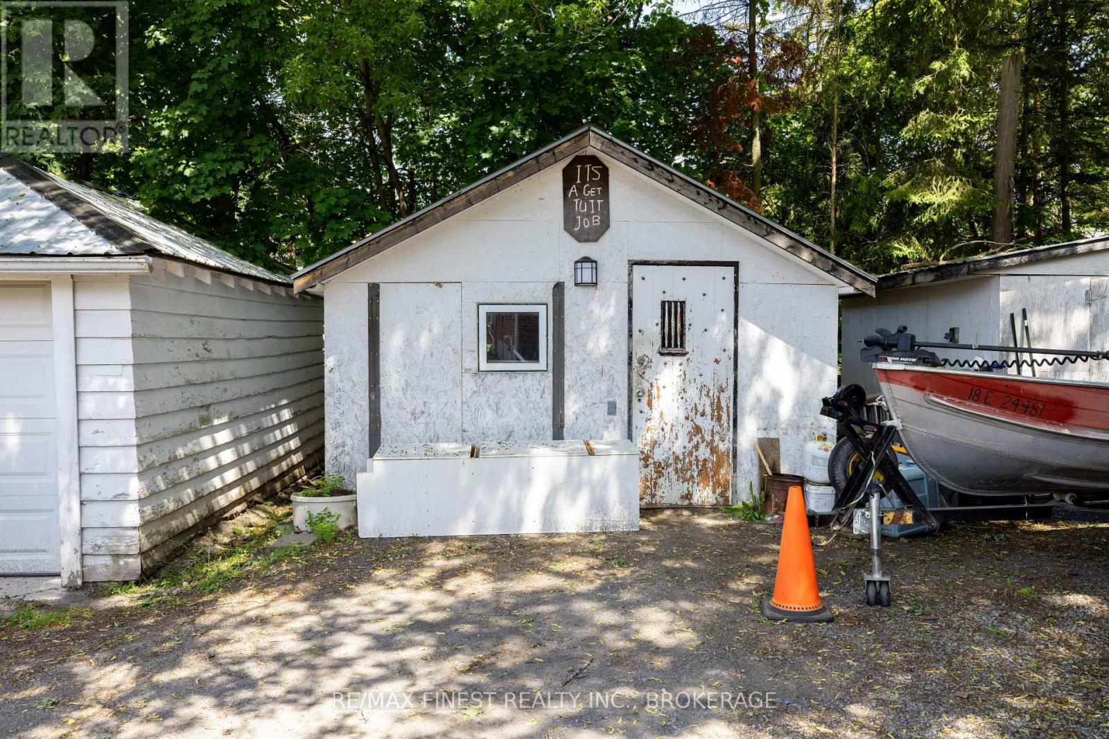 45 GRAHAM STREET W - 16