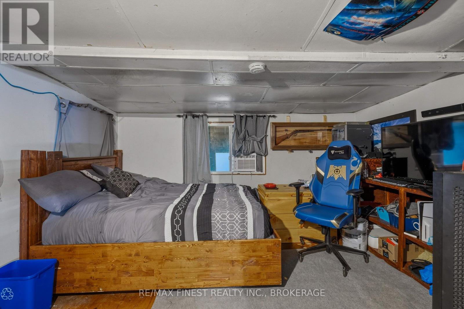 45 GRAHAM STREET W - 9