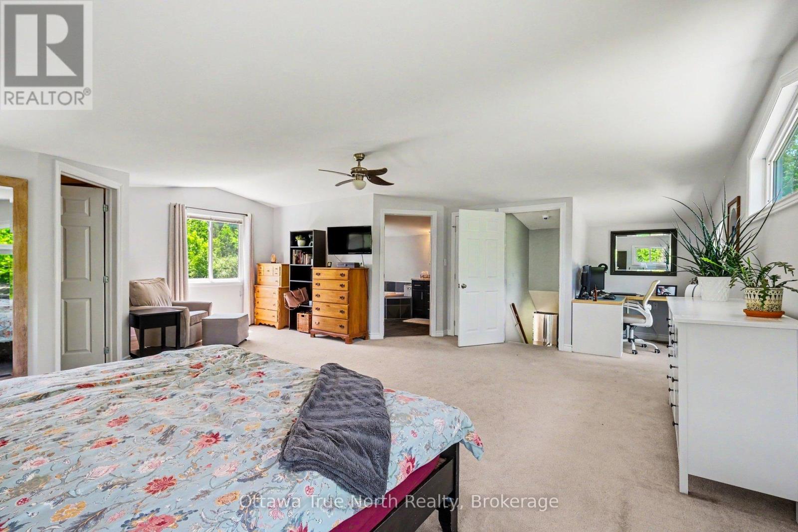 464 CRAIG ROAD - 17