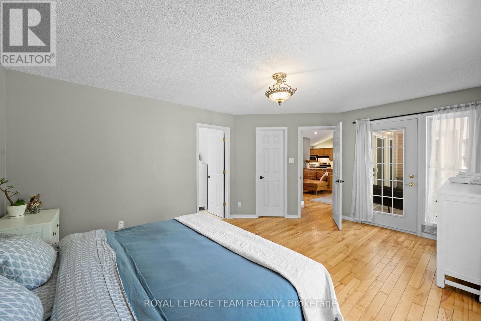 5040 STONECREST ROAD - 24