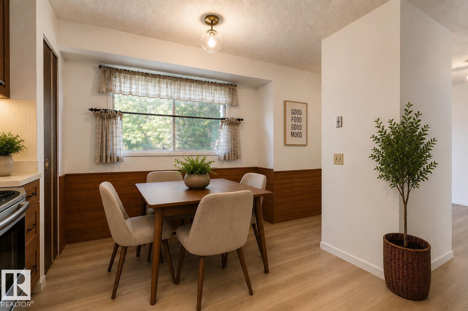 17912 77 AV NW - 20