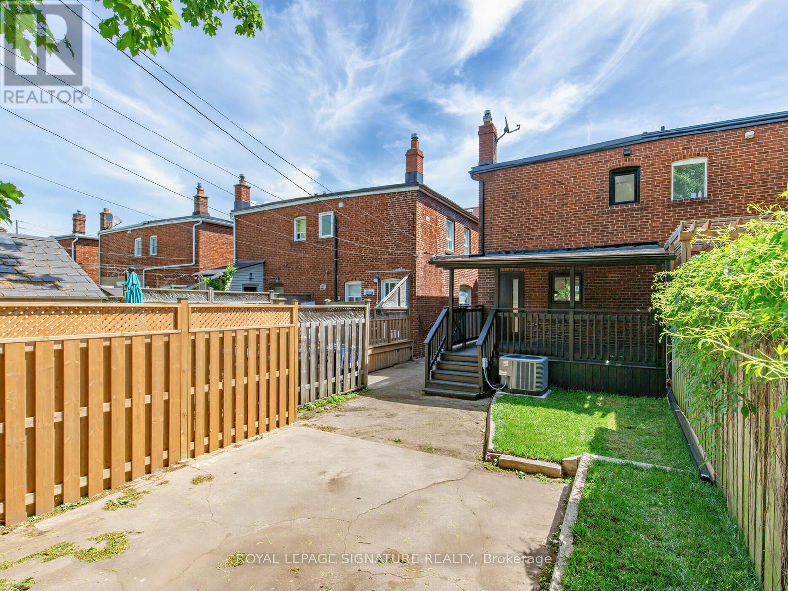 28 DURANT AVENUE - 25