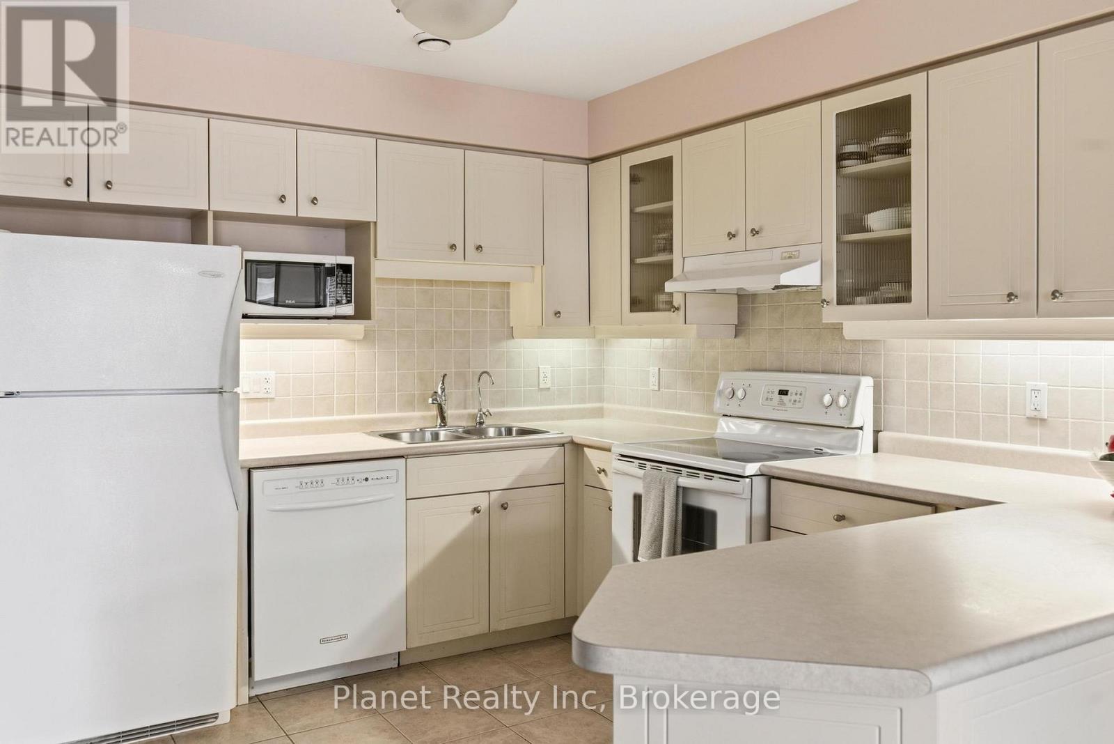 #D301 71 BAYBERRY DRIVE - 2
