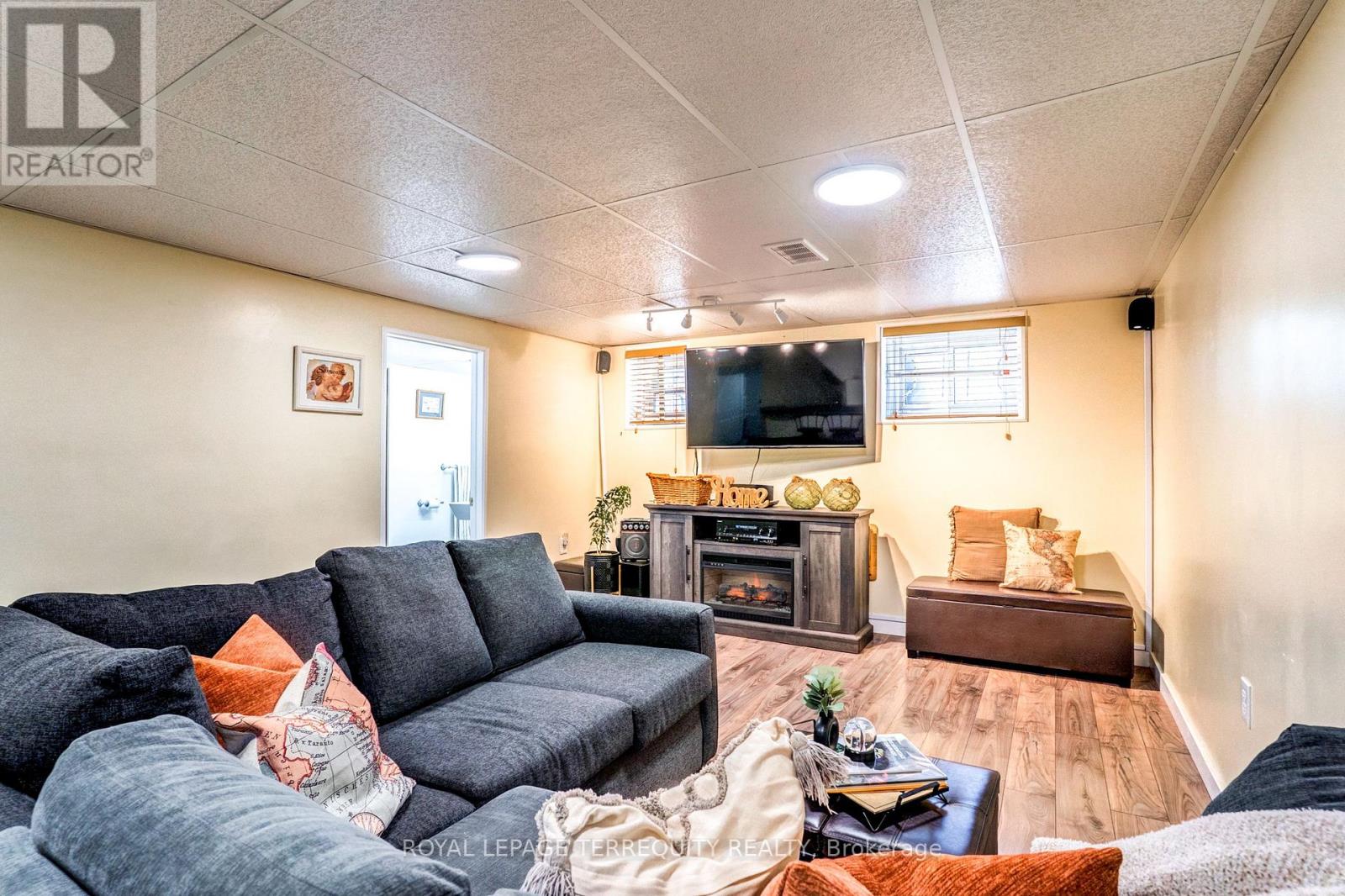 4 THRUSH ROAD - 22