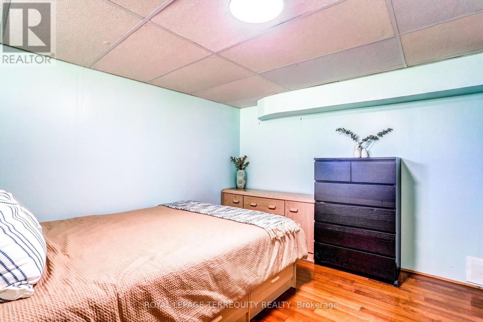 4 THRUSH ROAD - 24