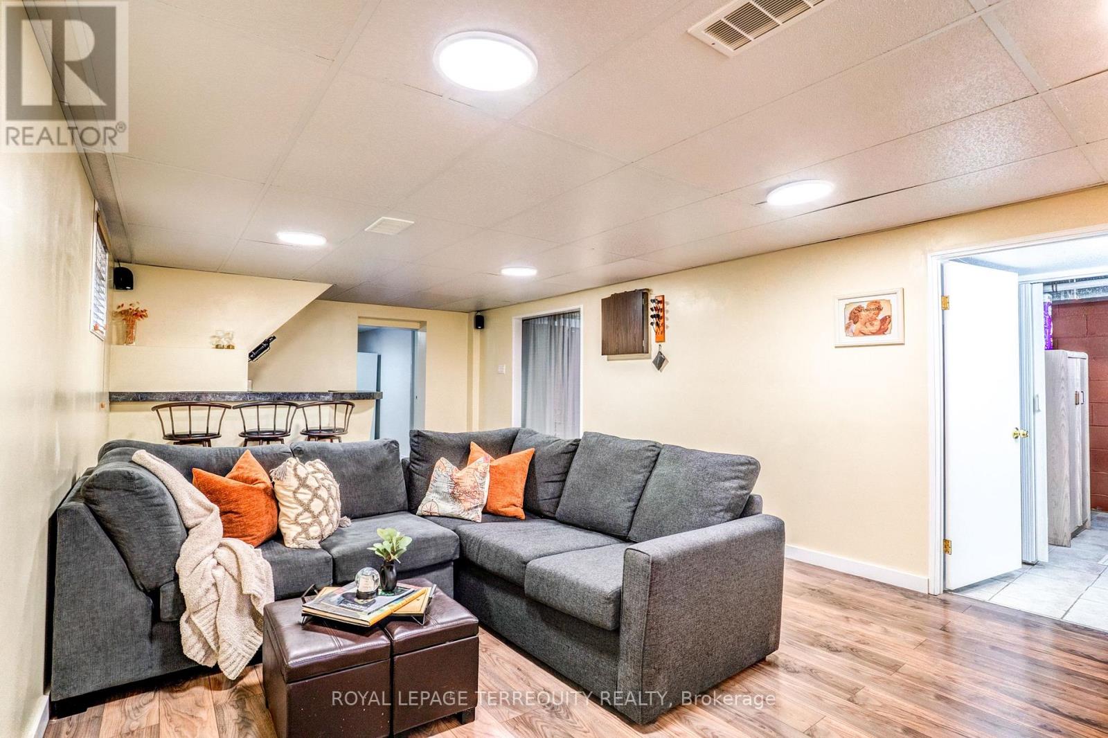 4 THRUSH ROAD - 25