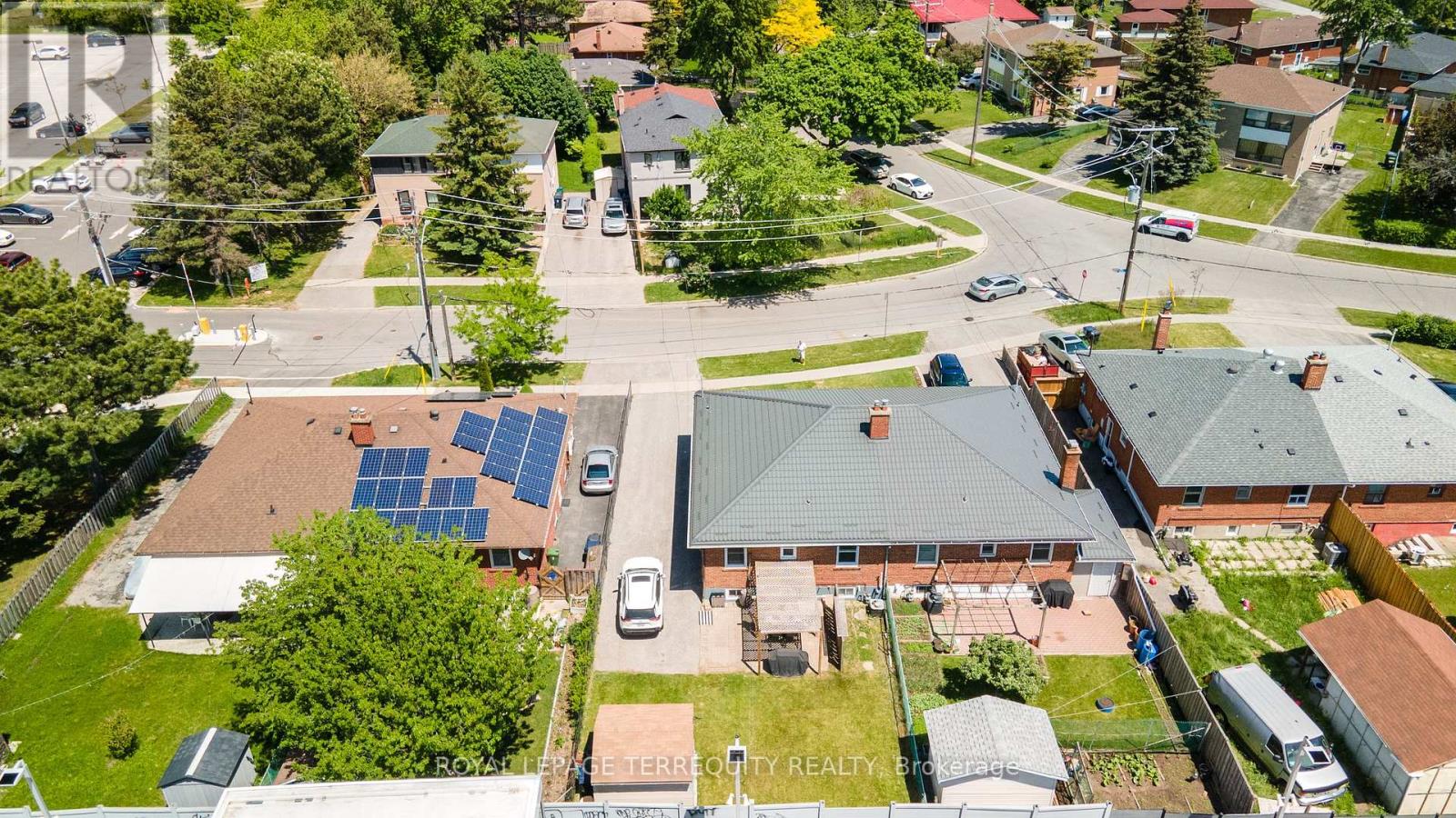 4 THRUSH ROAD - 31