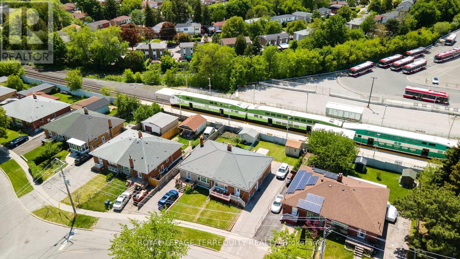 4 THRUSH ROAD - 32
