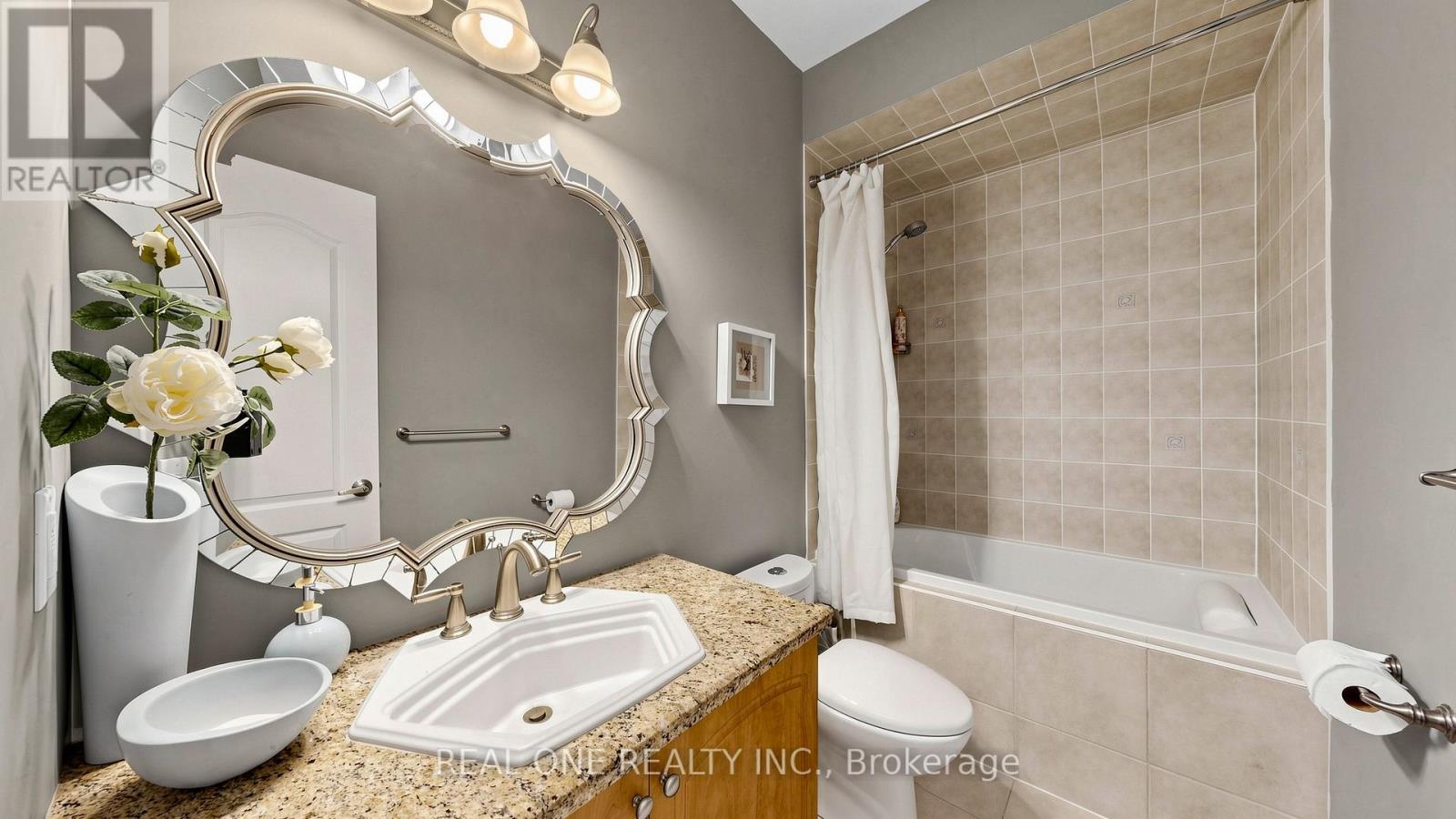 58 EMERALD HTS DRIVE - 23