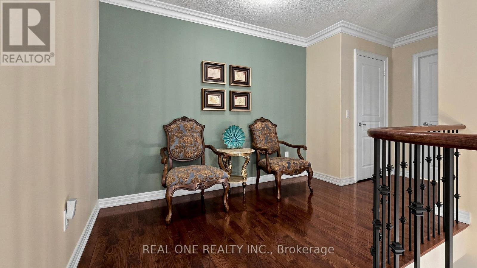 58 EMERALD HTS DRIVE - 26