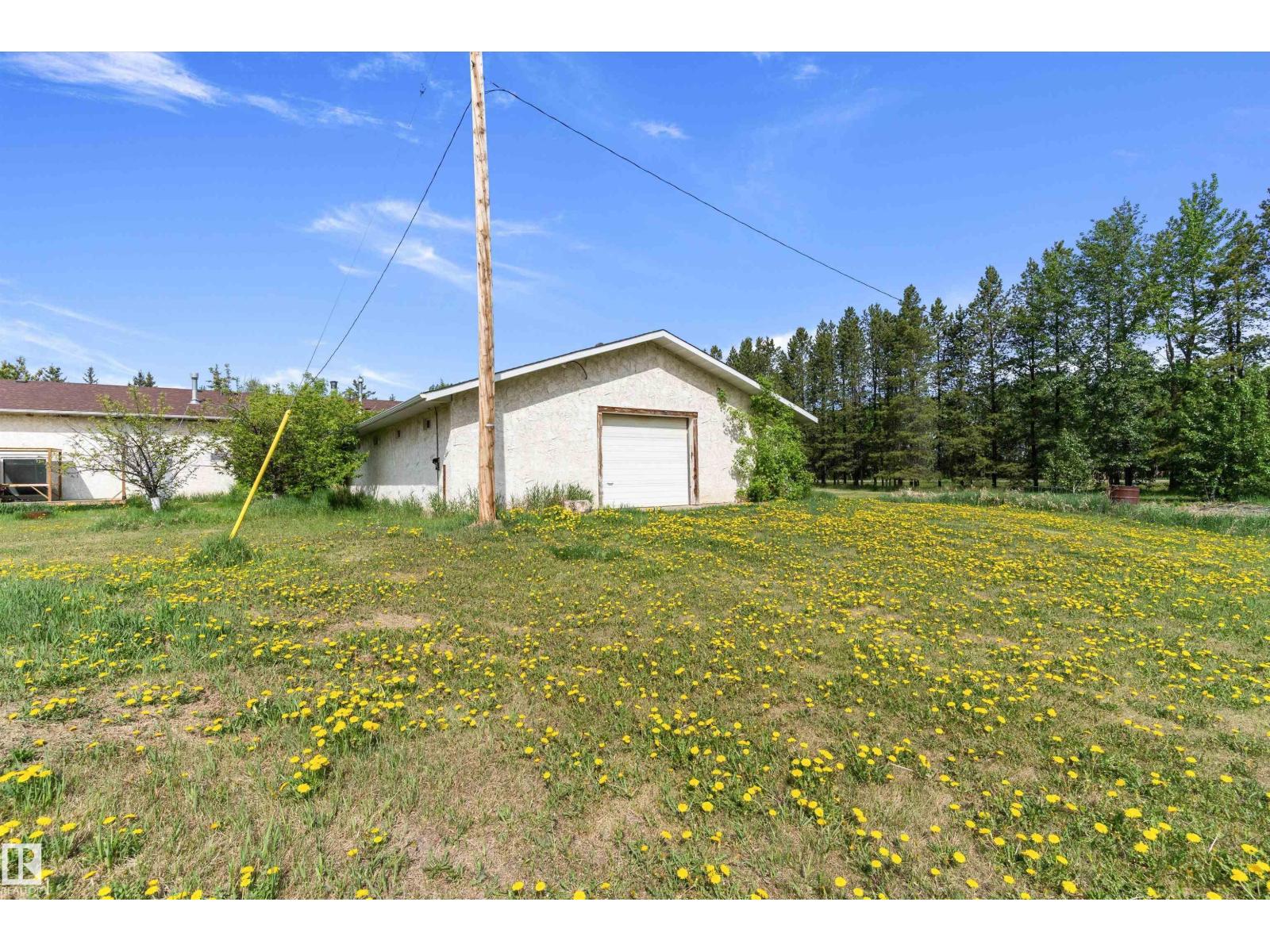 20415 Quadrant ave SW - 20