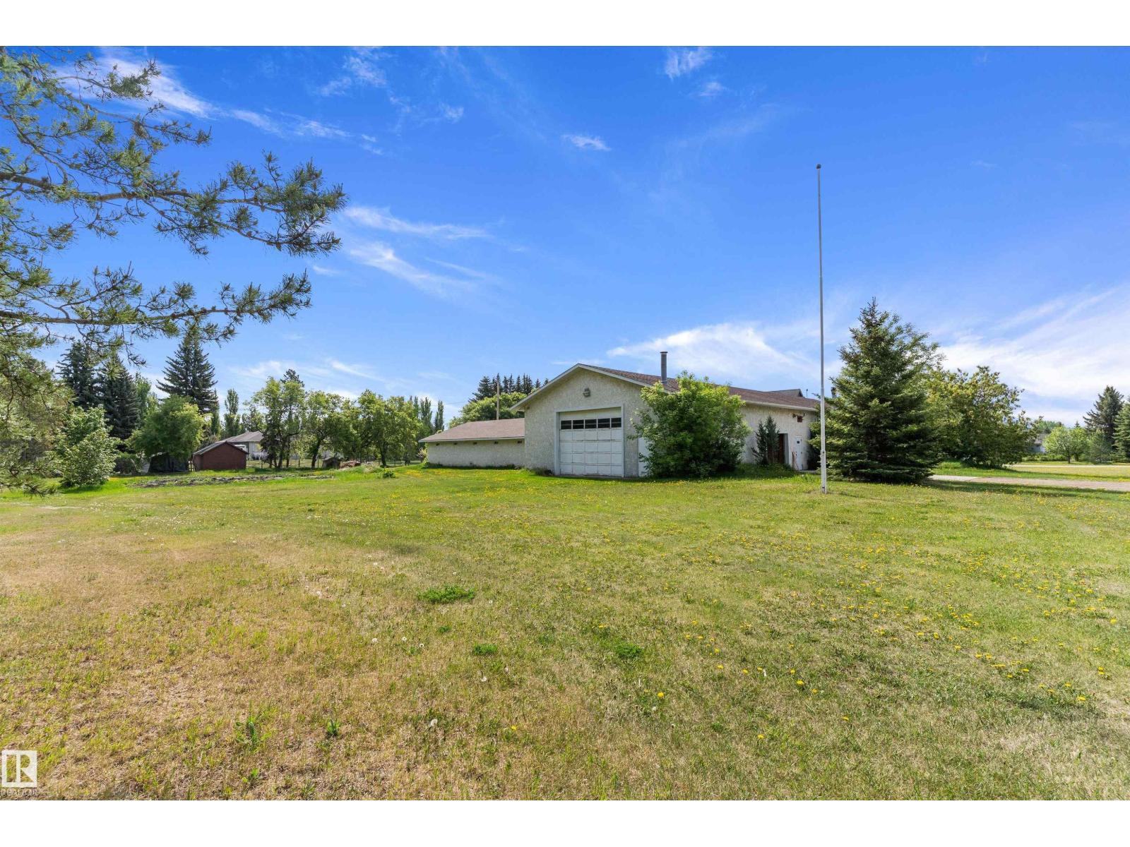 20415 Quadrant ave SW - 27