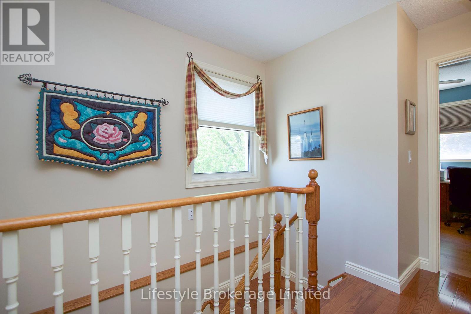 97 HART BOULEVARD - 23