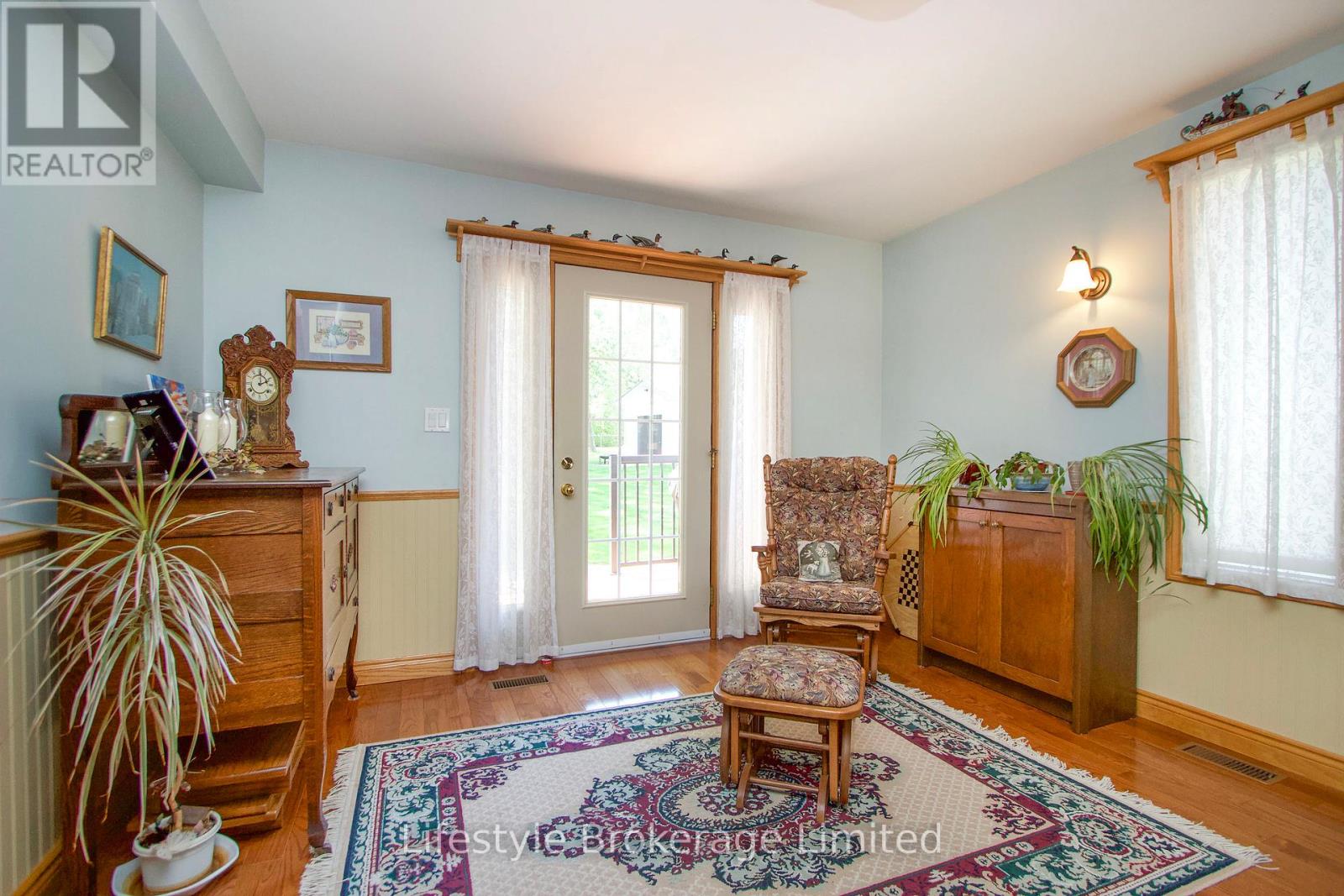 97 HART BOULEVARD - 13