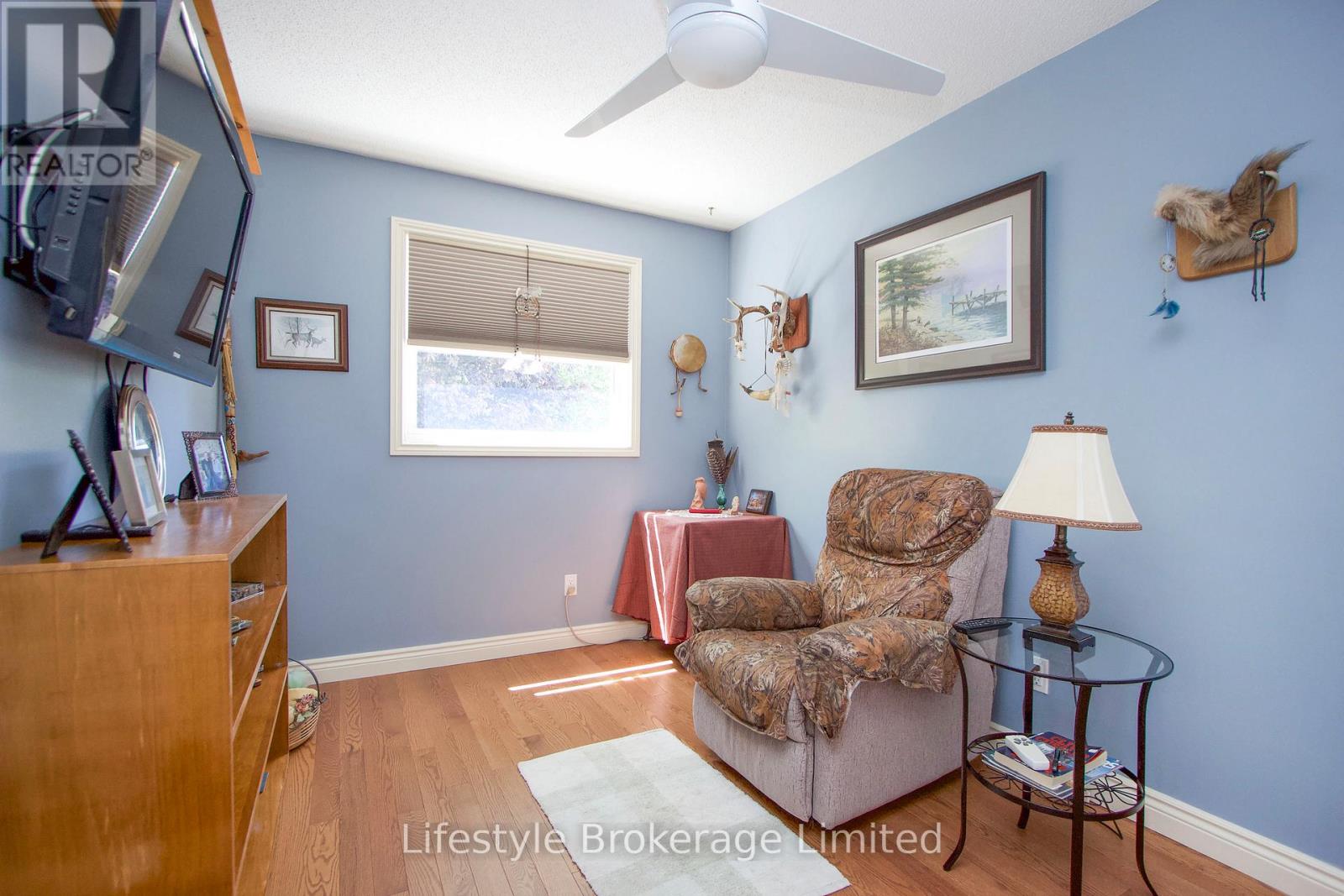 97 HART BOULEVARD - 26