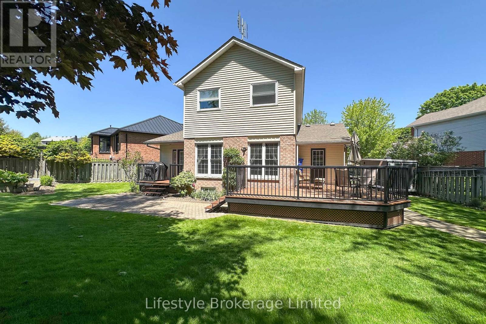 97 HART BOULEVARD - 42