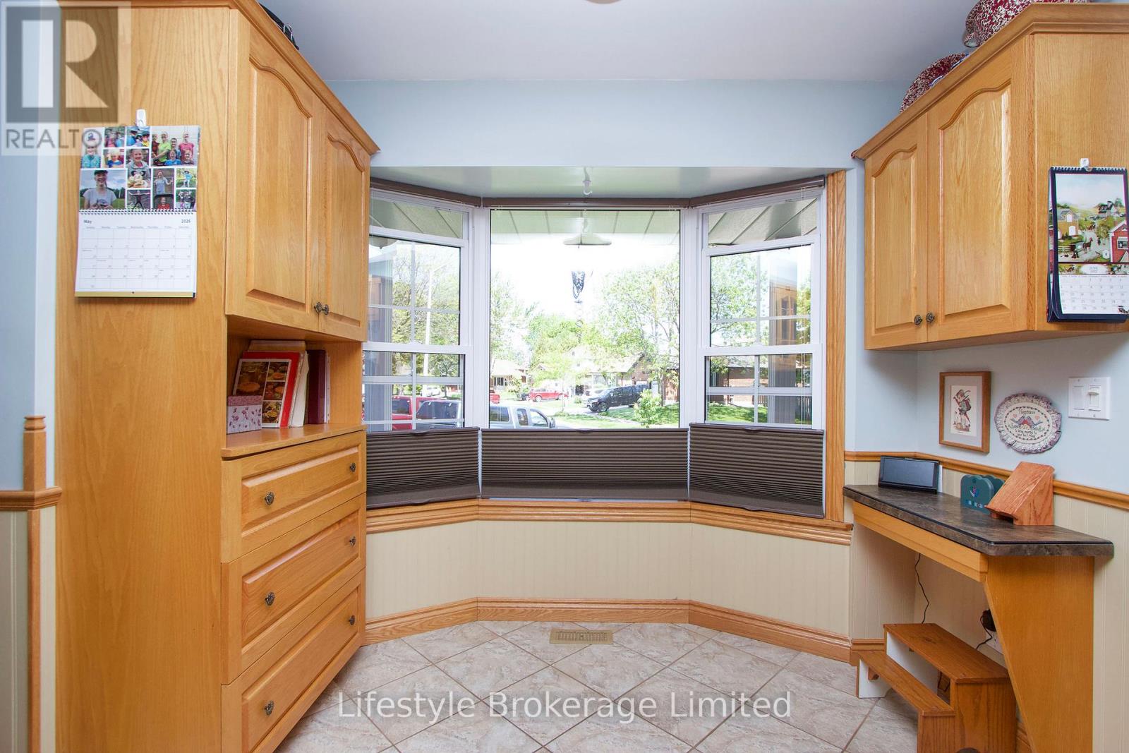 97 HART BOULEVARD - 7