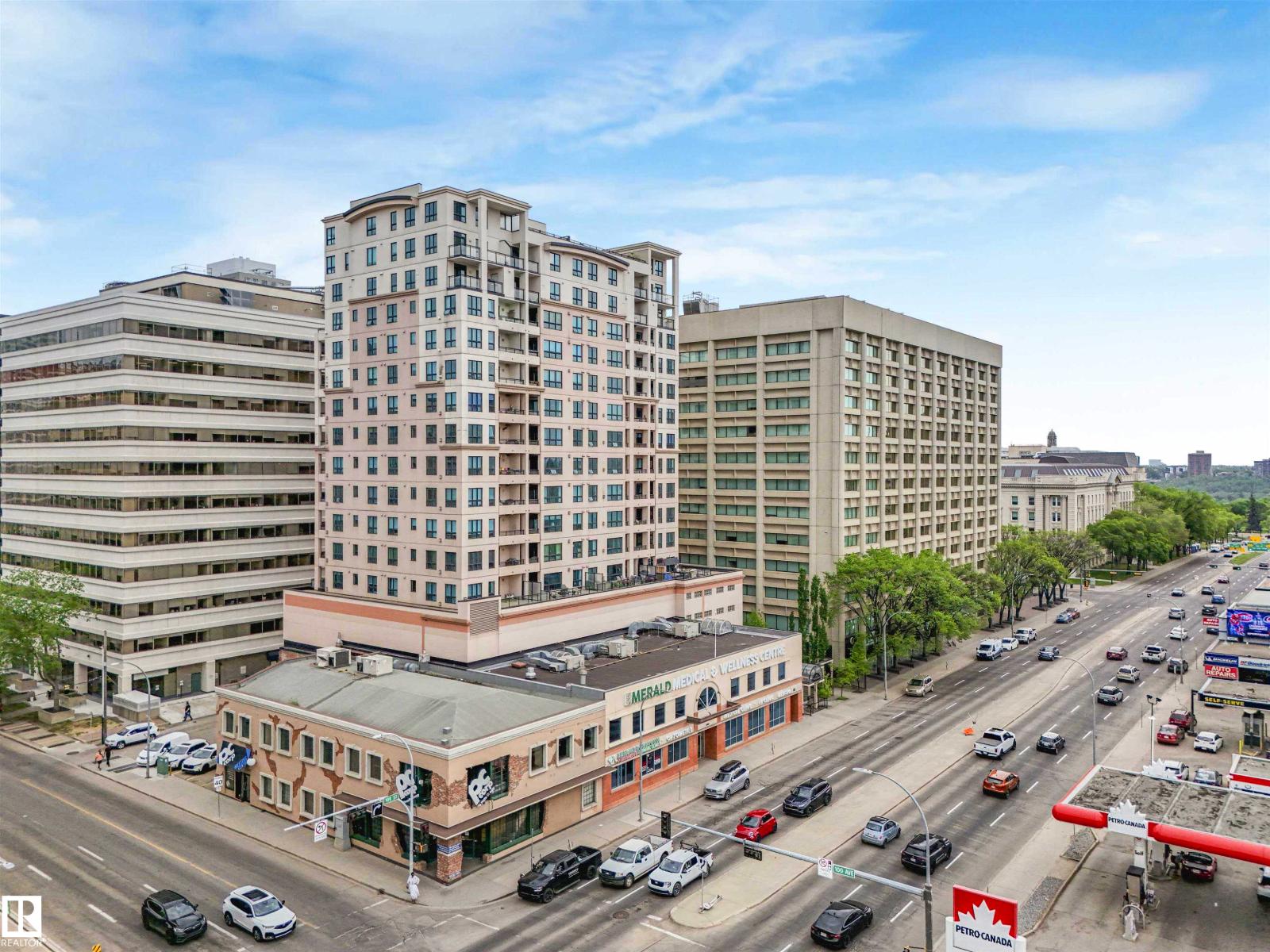 #1005 9939 109 ST NW - 36