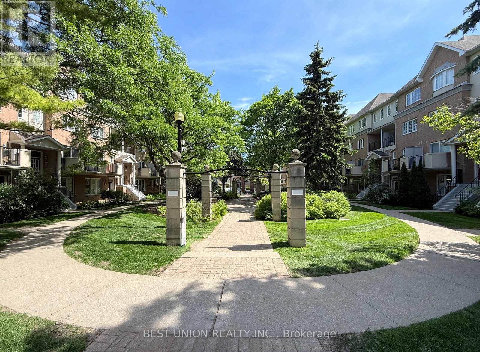 811 GRANDVIEW WAY - 14