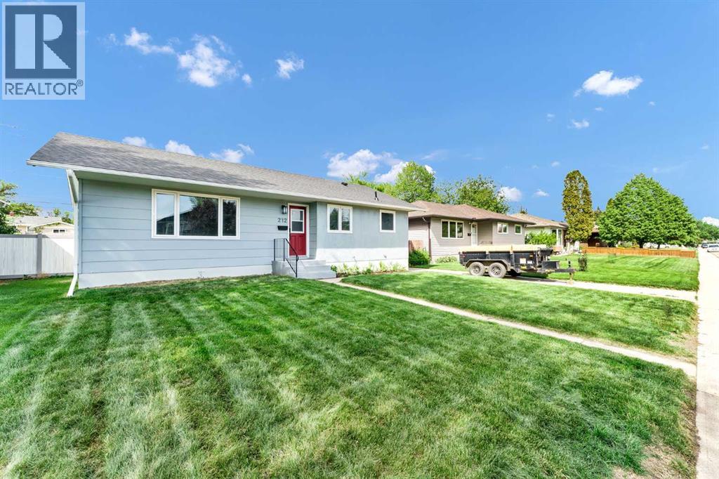 212 11 Street NE - Image 3