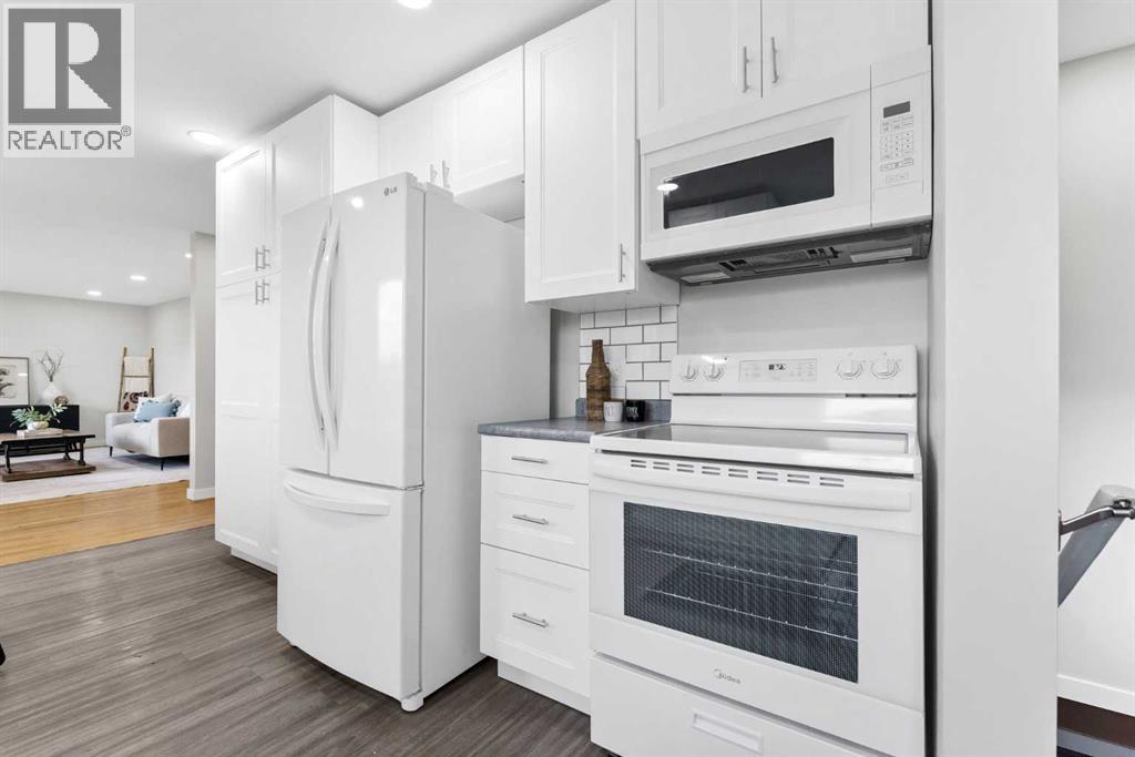 212 11 Street NE - 17