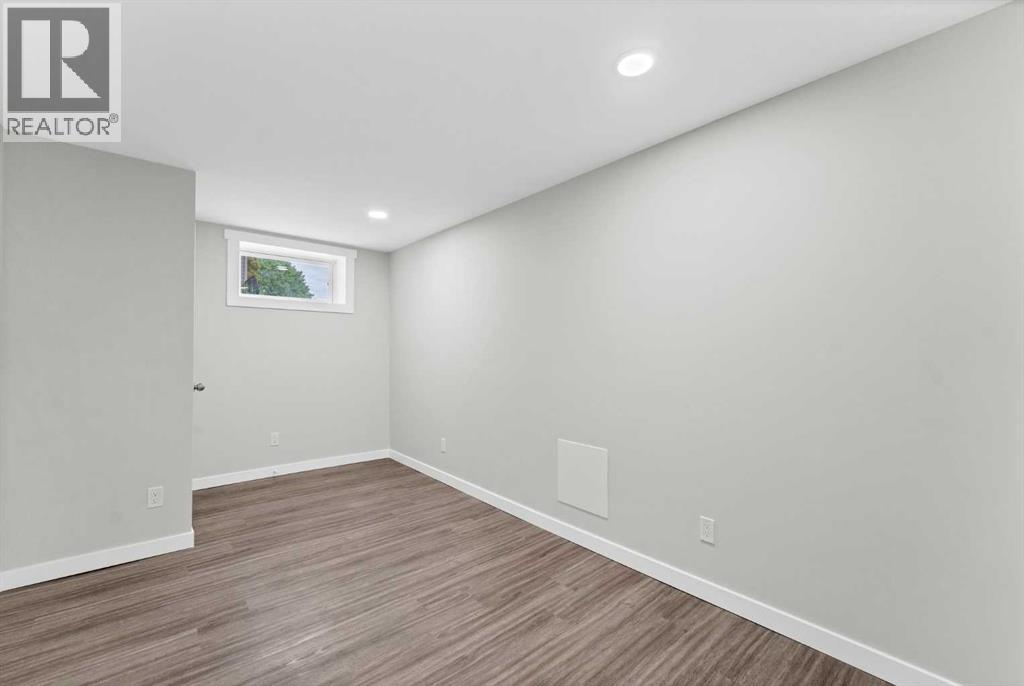 212 11 Street NE - 33