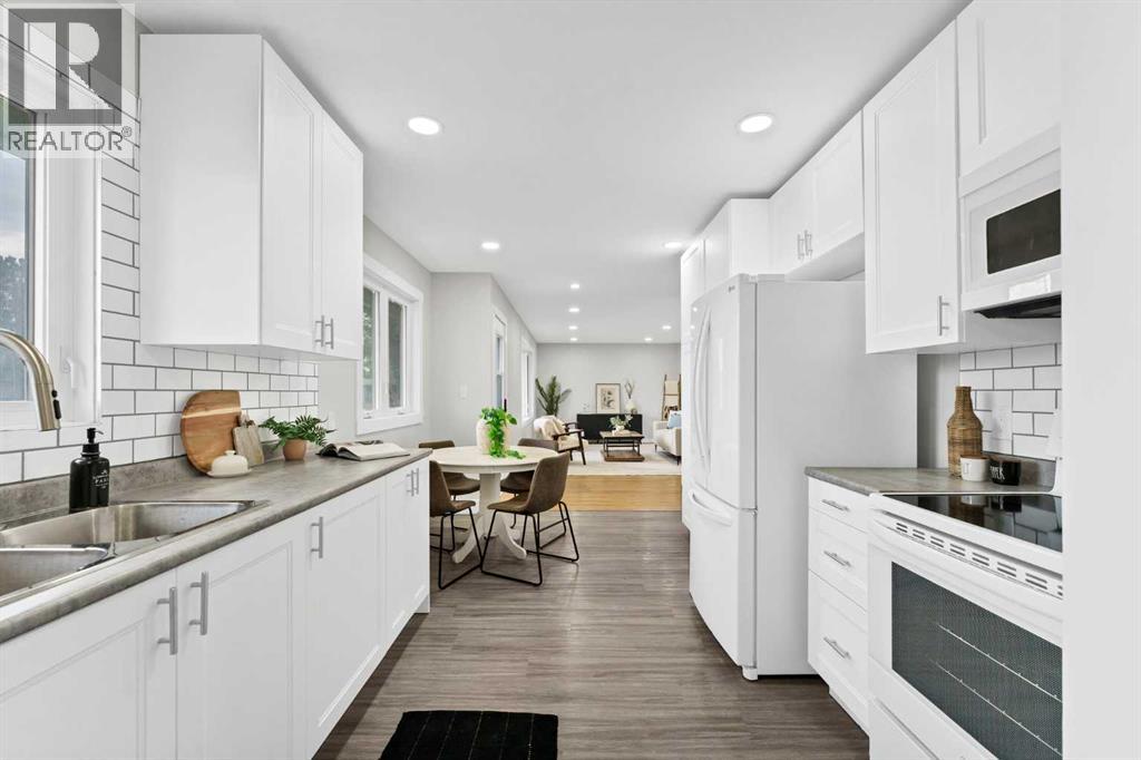 212 11 Street NE - 15