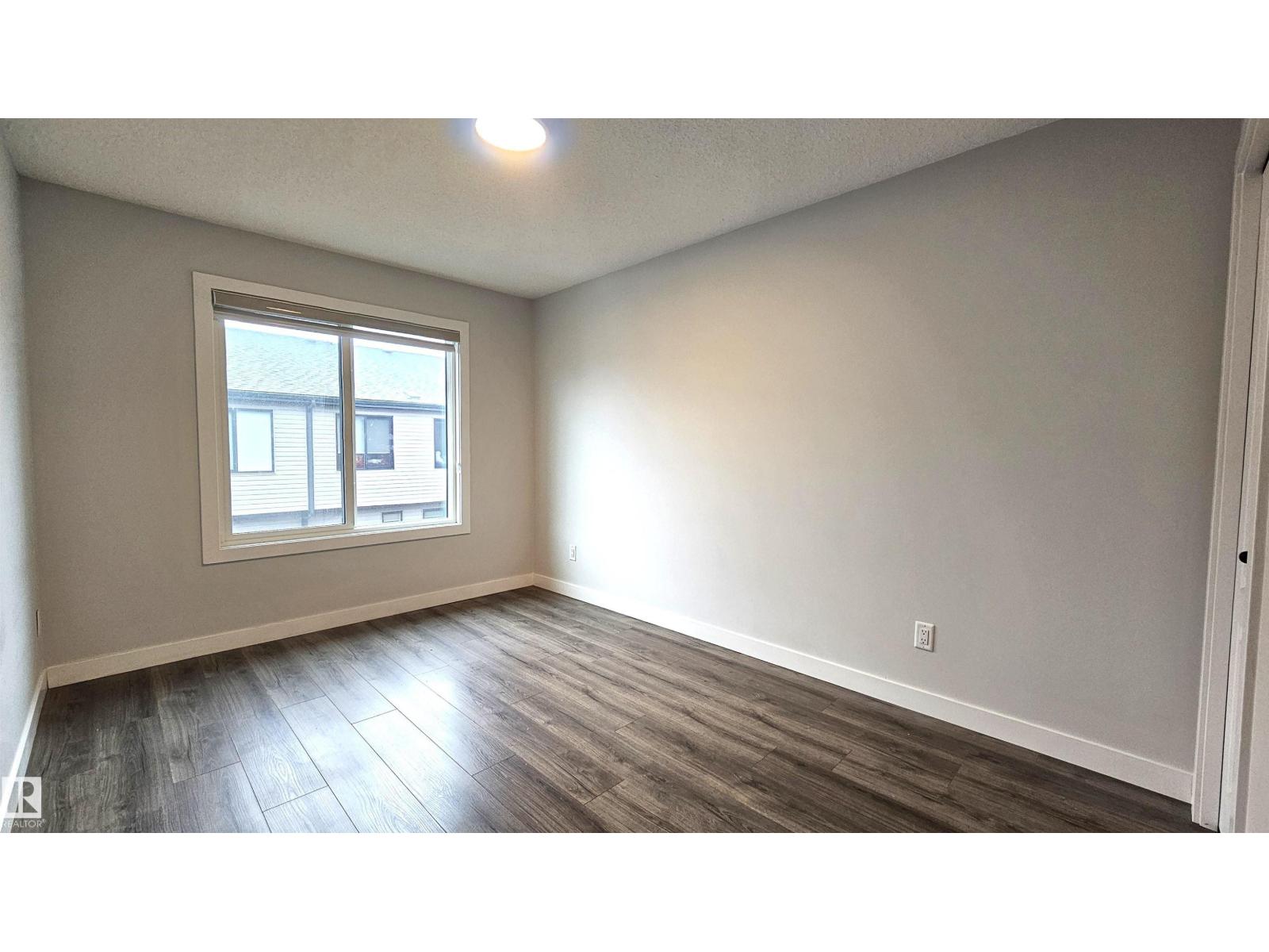 #82 11910 35 AV SW - 41