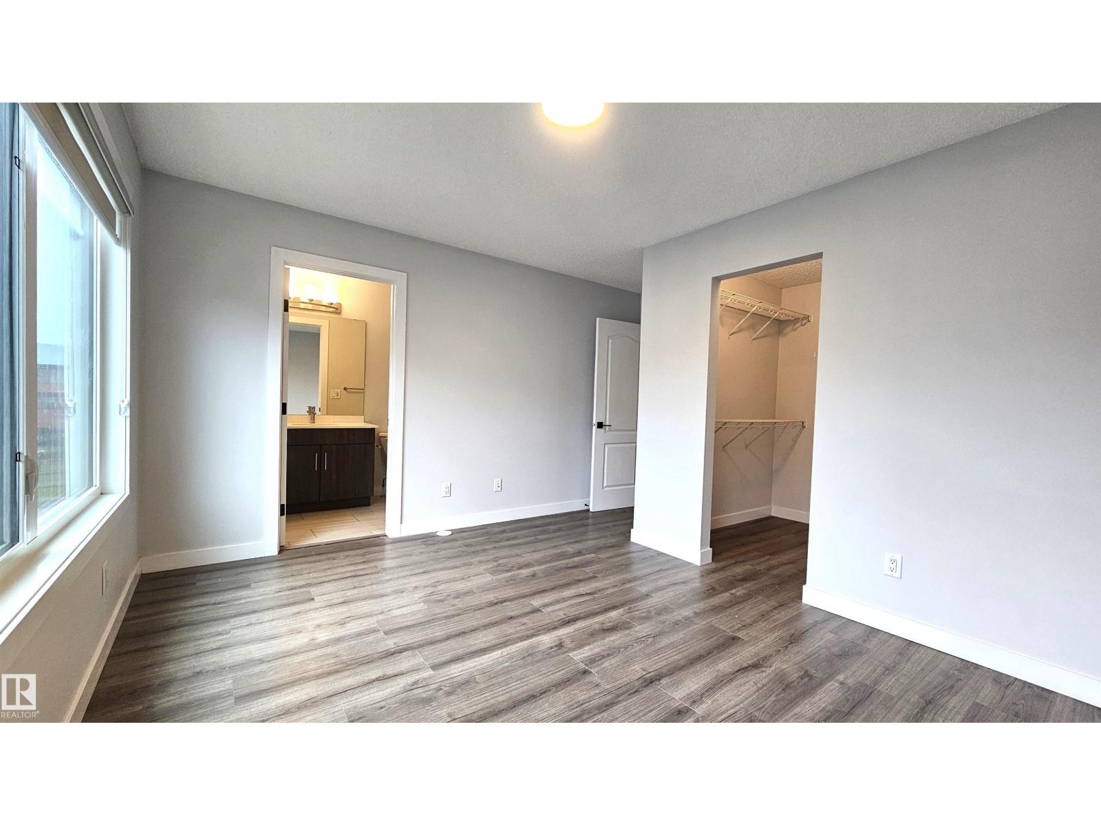#82 11910 35 AV SW - 37