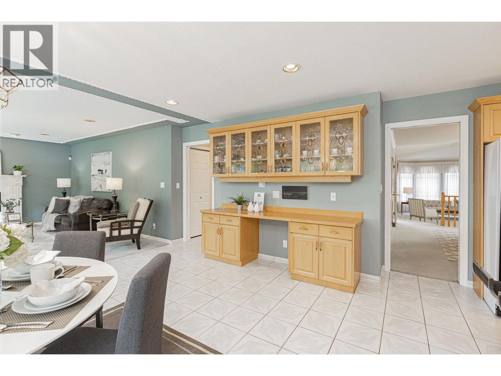 6 Bed, 4 Bath House for Sale in Burnaby – 7758 MCGREGOR AVENUE, Burnaby – MLS# R3132082 - Image 11