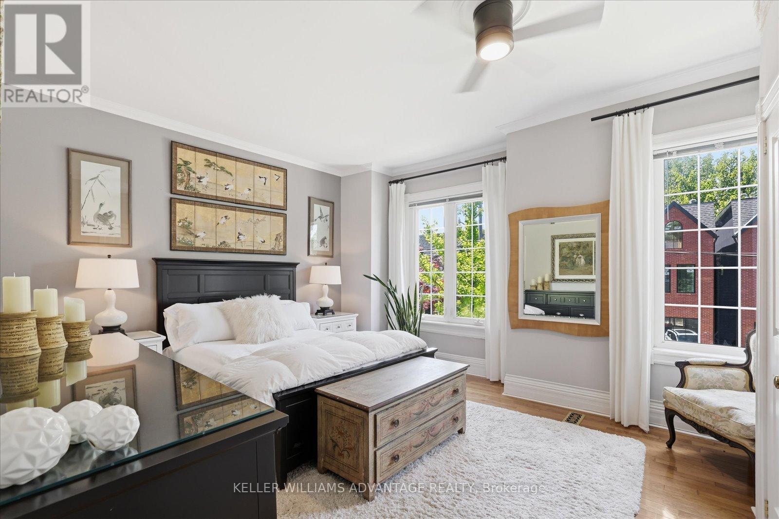 117A PAPE AVENUE - 18