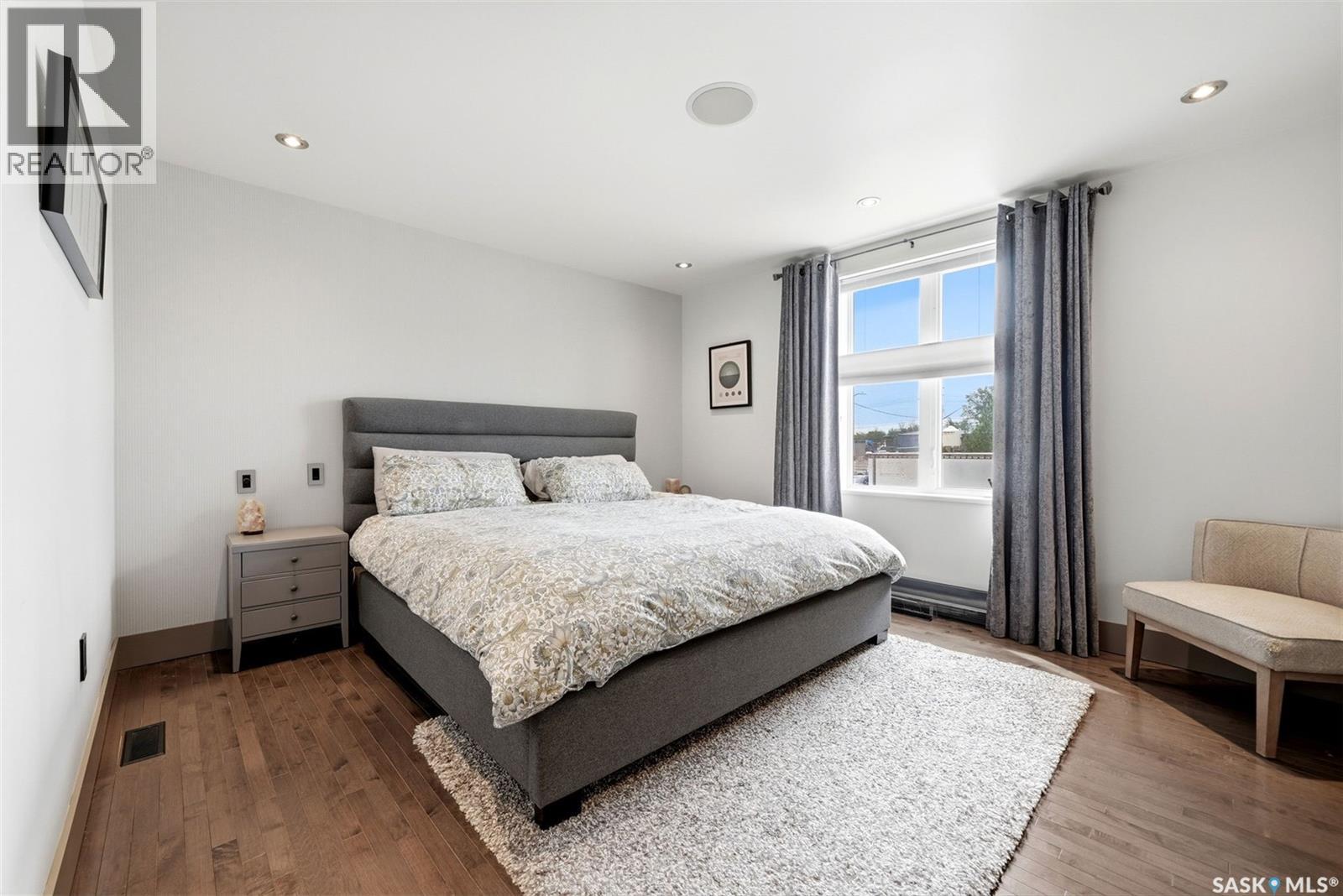 1 1324 Halifax STREET — photo 23