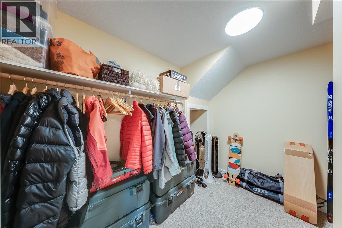 1214 Heather Place - 41