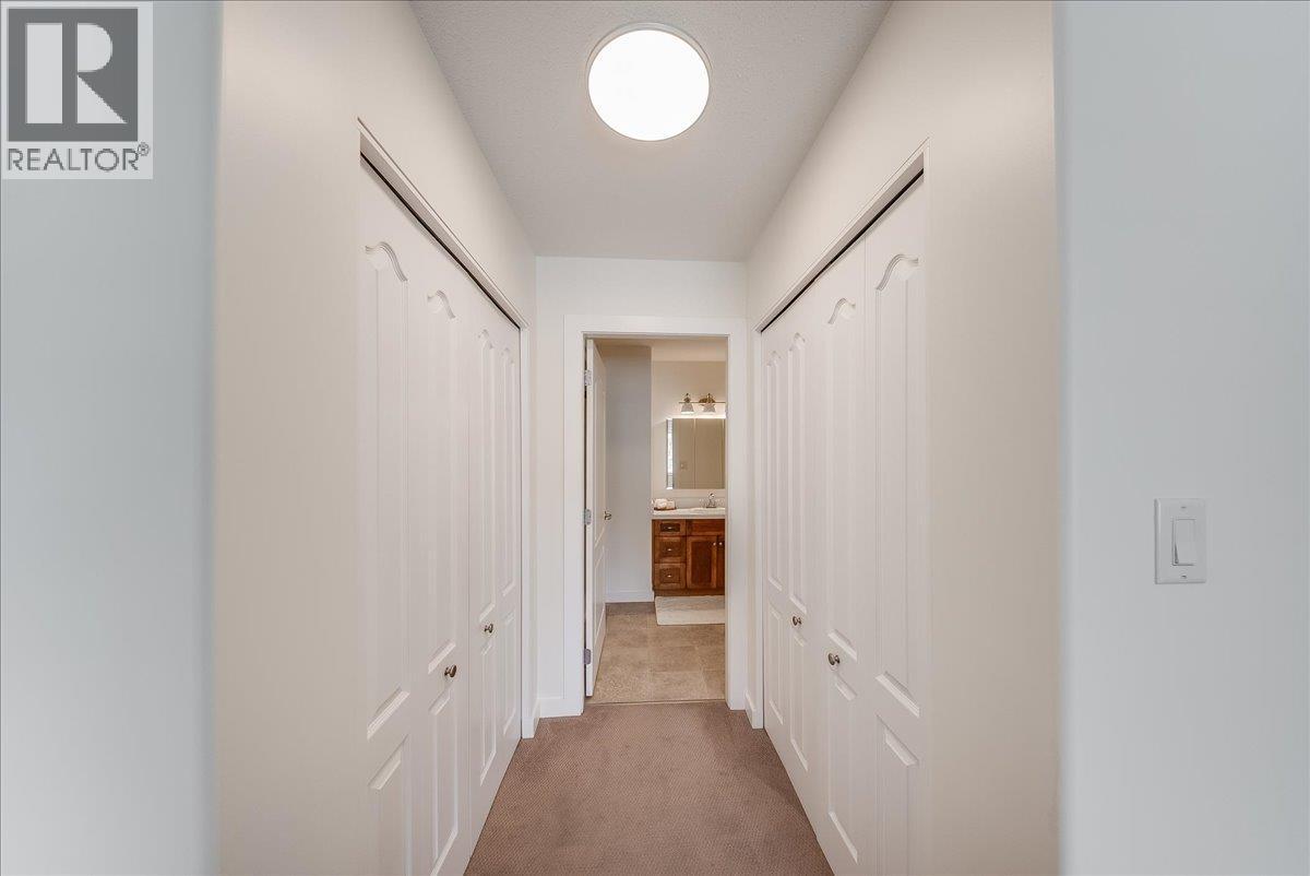 1214 Heather Place, Trail