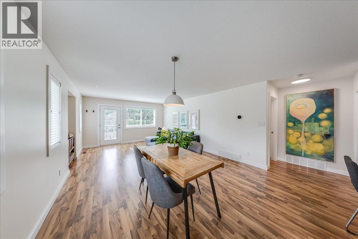 1214 Heather Place - 12