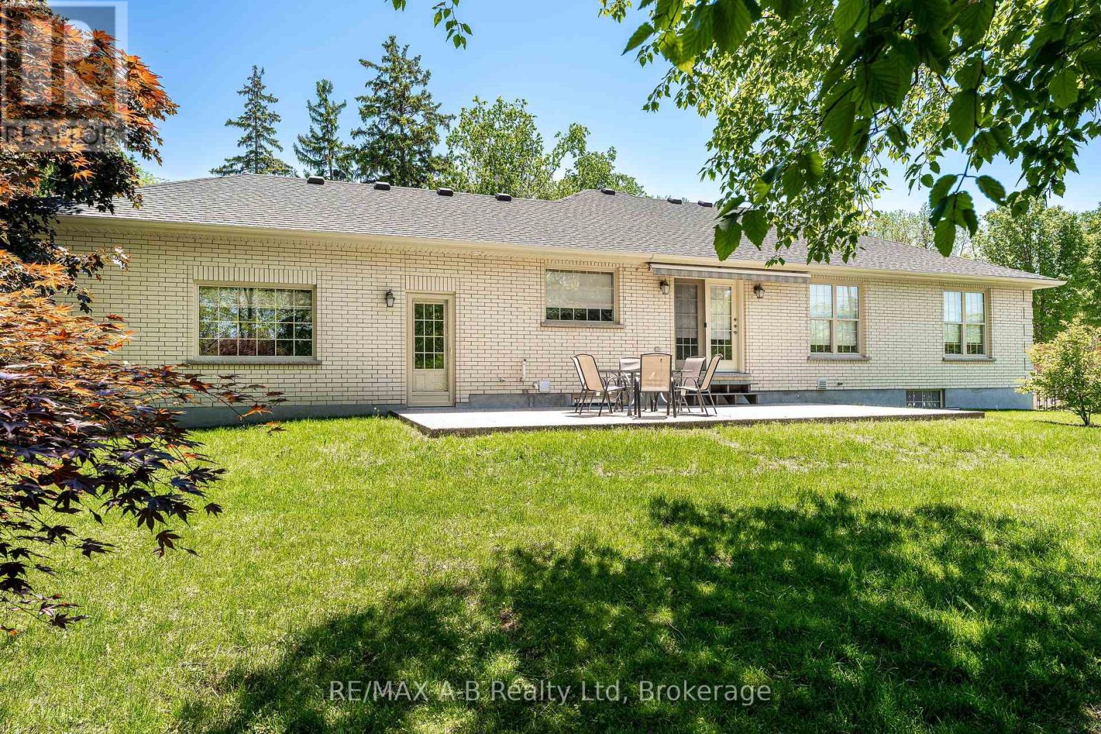 466 WATER STREET S - 37